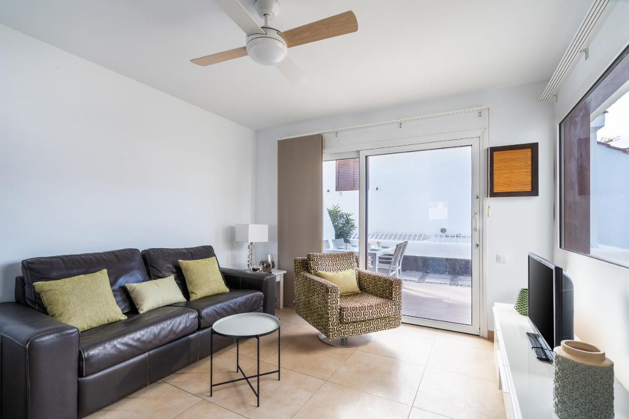 Bonito Bungalow Con Piscina Junto A La Playa San Bartolomé Ngoại thất bức ảnh