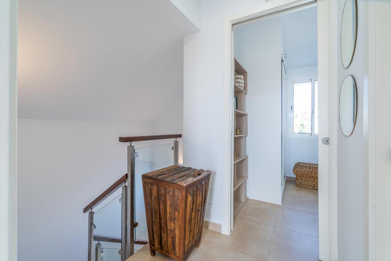 Bonito Bungalow Con Piscina Junto A La Playa San Bartolomé Ngoại thất bức ảnh