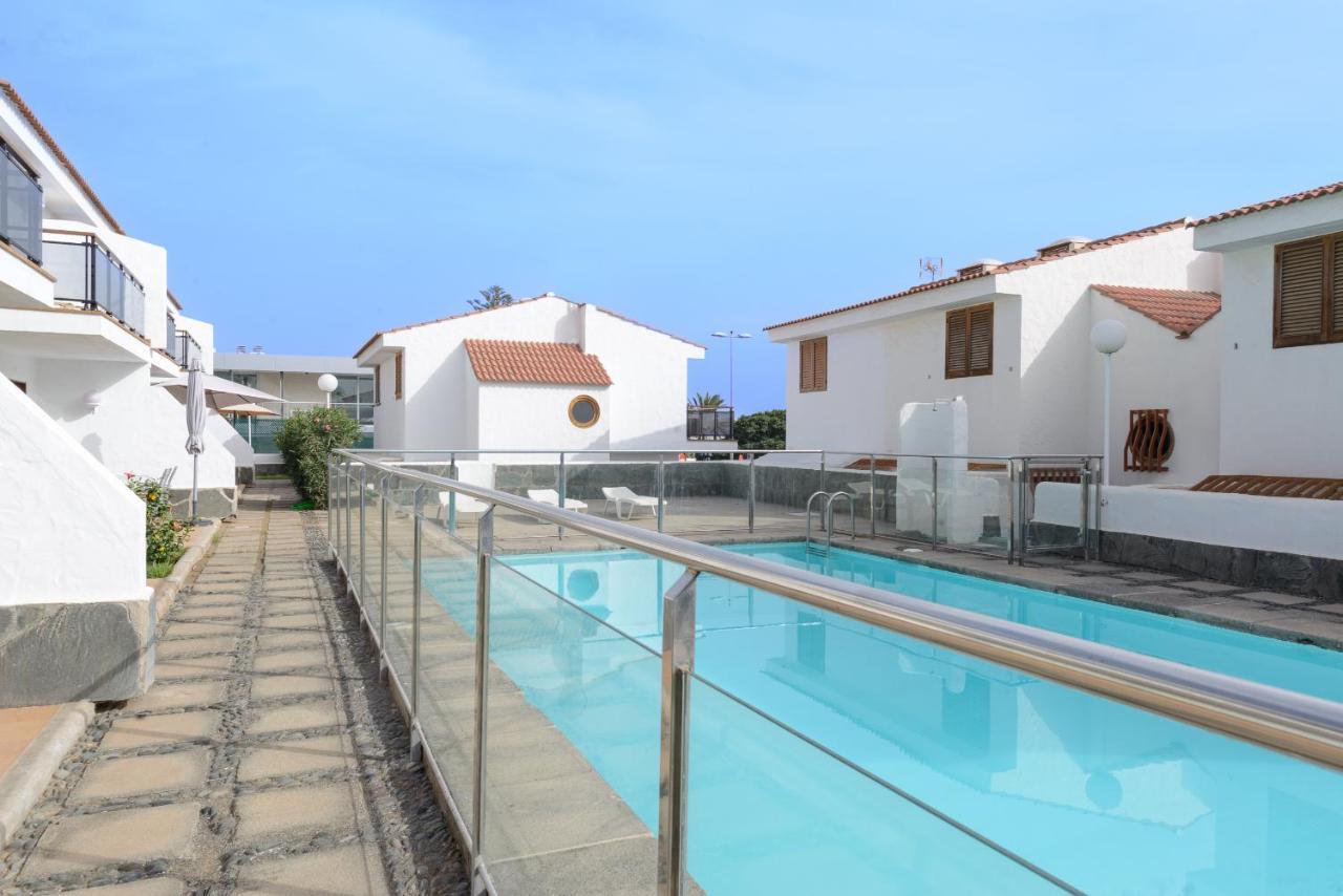 Bonito Bungalow Con Piscina Junto A La Playa San Bartolomé Ngoại thất bức ảnh