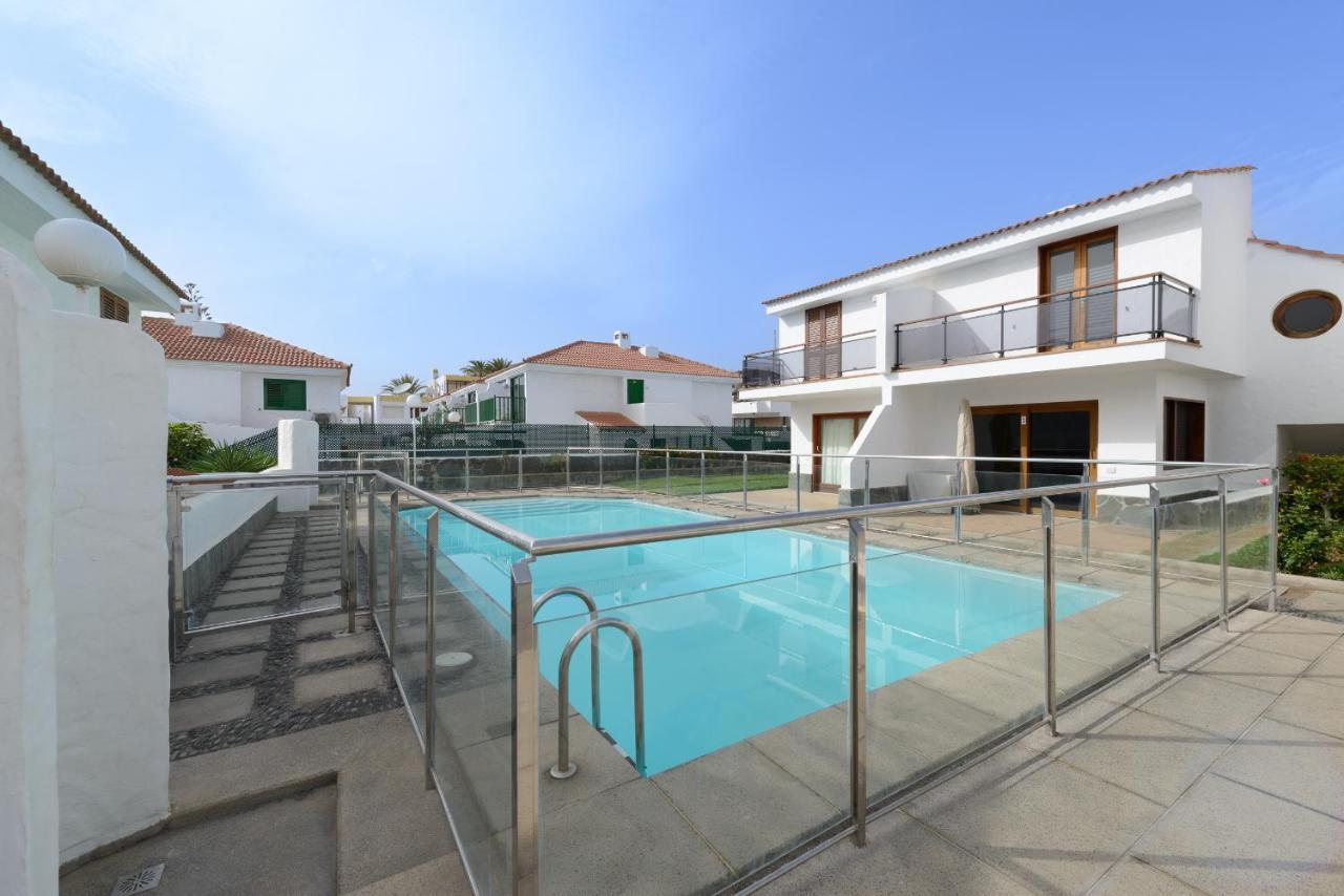 Bonito Bungalow Con Piscina Junto A La Playa San Bartolomé Ngoại thất bức ảnh